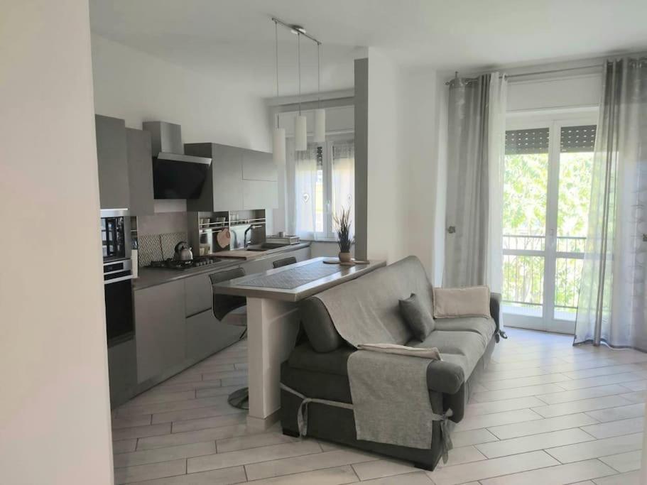Ampio Bilocale In Zona Porta Vittoria / Corso Lodi Apartamento Milão Exterior foto